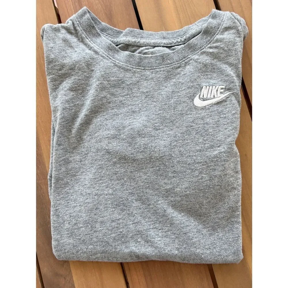 Nike soft gray